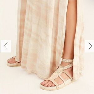 Free people Denali snadlas 40 new no box